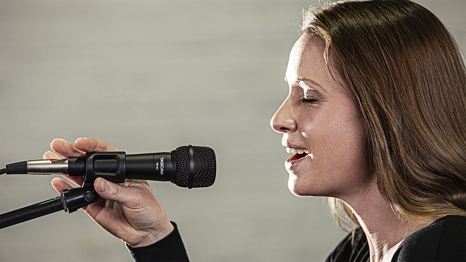 Engineer-Voiced Vocal and Instrument Microphone at a Working Performer's Budget