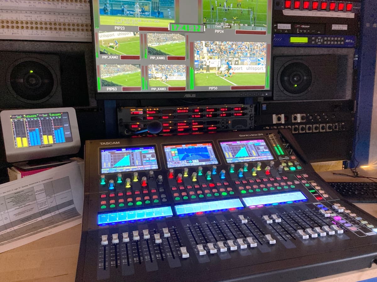 Studio Broadcasting
