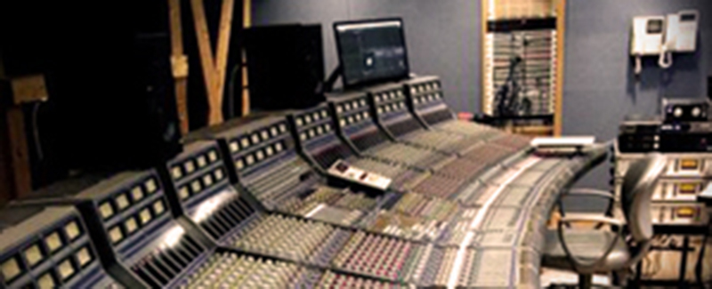 CRESCENTE STUDIO (クレッセントスタジオ)：レコーディング導入インタビュー『DA-3000』『UH-7000』